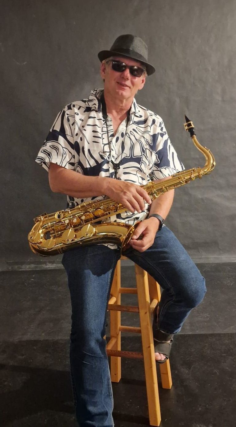 Fotoshooting bei ALP Wiesenheid bei Armin Panzer Tolles Fotoshooting mit meinem Sax bei ALP-Fotodesign mit Armin Panzer in Bayern